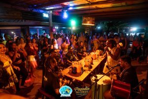 Show de Marcelo Bonfá + Pagodin da Corais