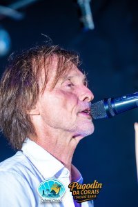 Show de Marcelo Bonfá + Pagodin da Corais