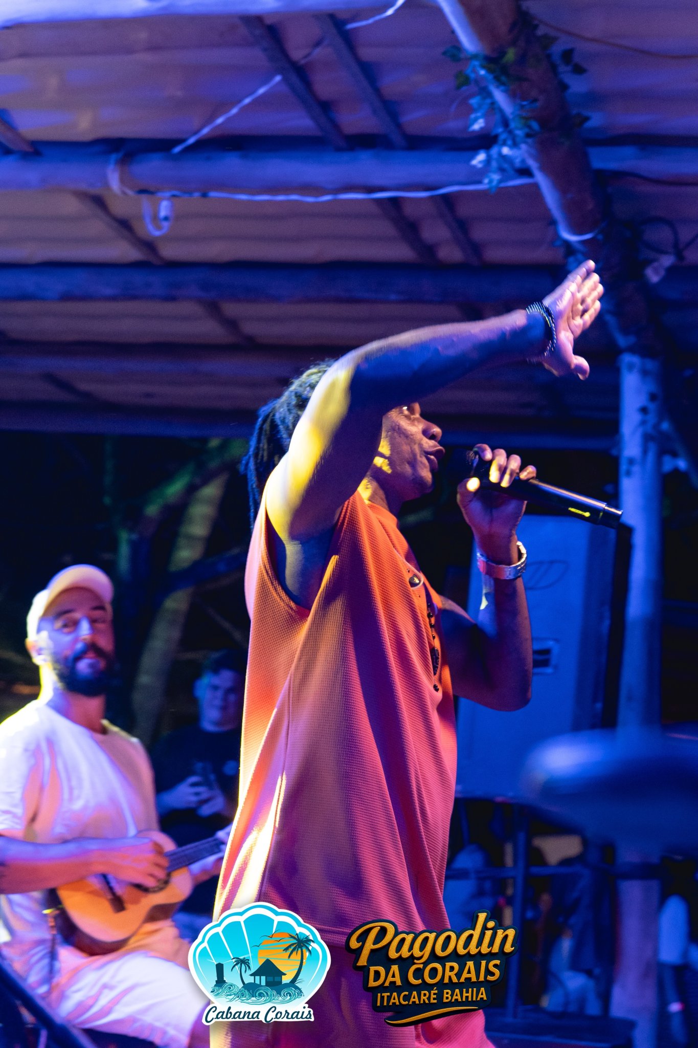 1 Ano Pagodin da Corais