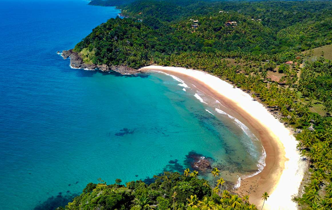 Prainha de Itacaré: como chegar, trilha e dicas essenciais